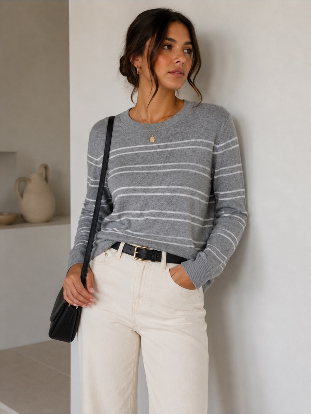 Banana Republic Classic Workwear Gray Striped Crewneck Sweater - Women. Size S